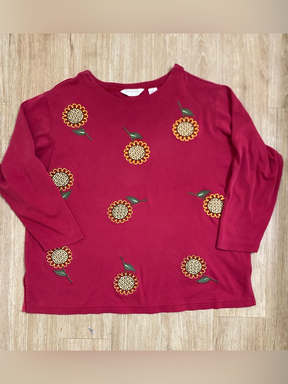 Bechamel Red Long-Sleeve Tee with Sunflower Motif